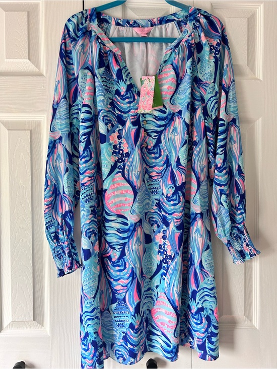 Lilly Pulitzer Dresses & Skirts - NWT! Lilly Pulitzer Shell-Print dress